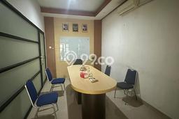Kantor Dijual di Prime Area Jakarta Selatan Luas 402m2 Kantor Dijual di Prime Area Jakarta Selatan Luas 402m2