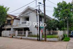 Hunian Mewah Siap Huni LT 320m2 di Kelapa Gading, Jakarta Utara Hunian Mewah Siap Huni LT 320m2 di Kelapa Gading, Jakarta Utara