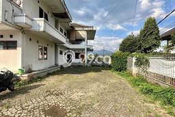 Dijual Rumah Kost di Tubagus Ismail, Bandung, 44 KT, 44 KM, Bangunan 1050m2 Dijual Rumah Kost di Tubagus Ismail, Bandung, 44 KT, 44 KM, Bangunan 1050m2