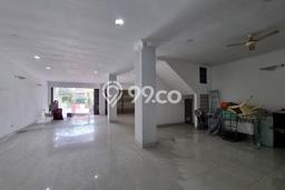 Disewakan Ruko Kawasan , Luas 650m2m², Kawasan Potensial Disewakan Ruko Kawasan , Luas 650m2m², Kawasan Potensial