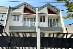 Dijual Rumah Ideal Siap Huni di Jakarta Barat Strategis Dijual Rumah Ideal Siap Huni di Jakarta Barat Strategis