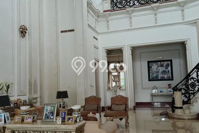 Hunian Super Mewah dengan Akses Paling Strategis di Mutiara Kedoya, Jakarta Barat Hunian Super Mewah dengan Akses Paling Strategis di Mutiara Kedoya, Jakarta Barat