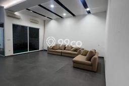 Rumah Elit LB 450m2 Siap Huni Desain Elegan di Alam Sutera, Tangerang Rumah Elit LB 450m2 Siap Huni Desain Elegan di Alam Sutera, Tangerang