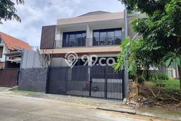 Ready to Use! Luxury House LT 236m2 Desain Modern di Sentul City Ready to Use! Luxury House LT 236m2 Desain Modern di Sentul City
