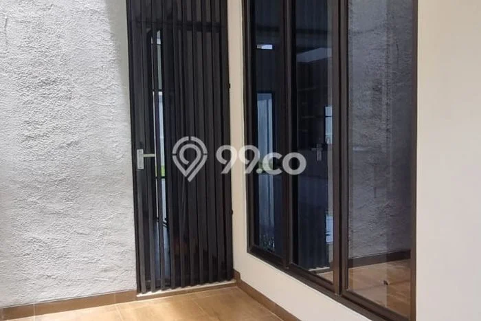Ready to Use! Luxury House LT 236m2 Desain Modern di Sentul City Ready to Use! Luxury House LT 236m2 Desain Modern di Sentul City