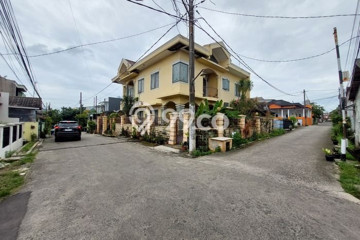 Rumah Strategis Minimalis Lb 180m2 di Cilodong, Depok Rumah Strategis Minimalis Lb 180m2 di Cilodong, Depok