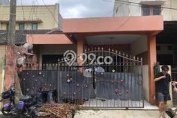 For Sale Hunian Rumah Terawat 3 KT di Sektor 3A - Bintaro, Tangerang Selatan For Sale Hunian Rumah Terawat 3 KT di Sektor 3A - Bintaro, Tangerang Selatan