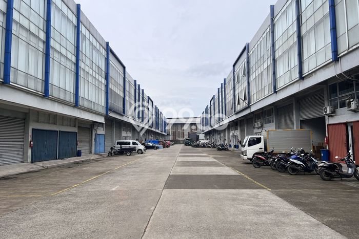 Disewakan Gudang komersial di Periuk luas bangunan 344m2 Disewakan Gudang komersial di Periuk luas bangunan 344m2