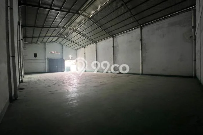 Unit Gudang Disewakan di Dadap di Area Ramai & Strategis Unit Gudang Disewakan di Dadap di Area Ramai & Strategis