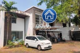 Jual Rumah Luas Megah Dengan View Eksklusif di Kemang, Jakarta Selatan Jual Rumah Luas Megah Dengan View Eksklusif di Kemang, Jakarta Selatan