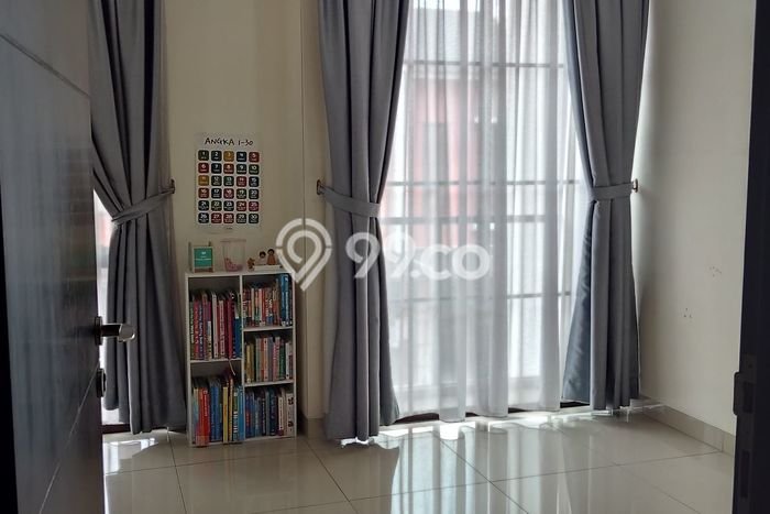 Rumah Modern Cantik 2 KT Bisa Langsung Pindah di Cipondoh Rumah Modern Cantik 2 KT Bisa Langsung Pindah di Cipondoh