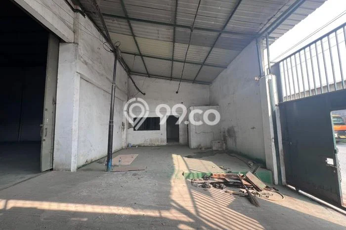 Unit Gudang Disewakan di Dadap di Area Ramai & Strategis Unit Gudang Disewakan di Dadap di Area Ramai & Strategis