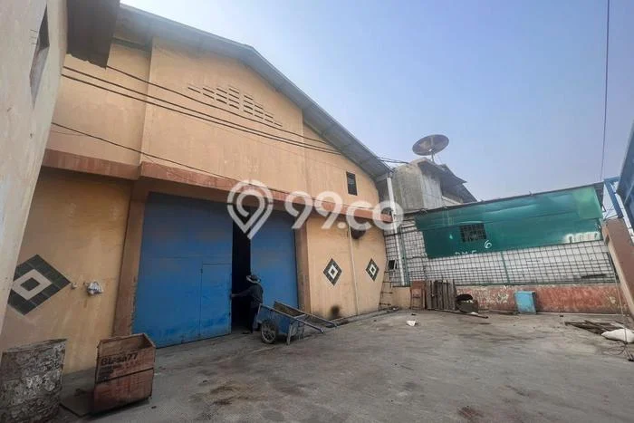 Gudang Disewa di Tangerang dengan LB 480m2 Area Komersial Ramai Gudang Disewa di Tangerang dengan LB 480m2 Area Komersial Ramai