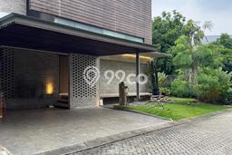 Ready to Use! Luxury House LT 255m2 Desain Elegan di Bintaro Ready to Use! Luxury House LT 255m2 Desain Elegan di Bintaro