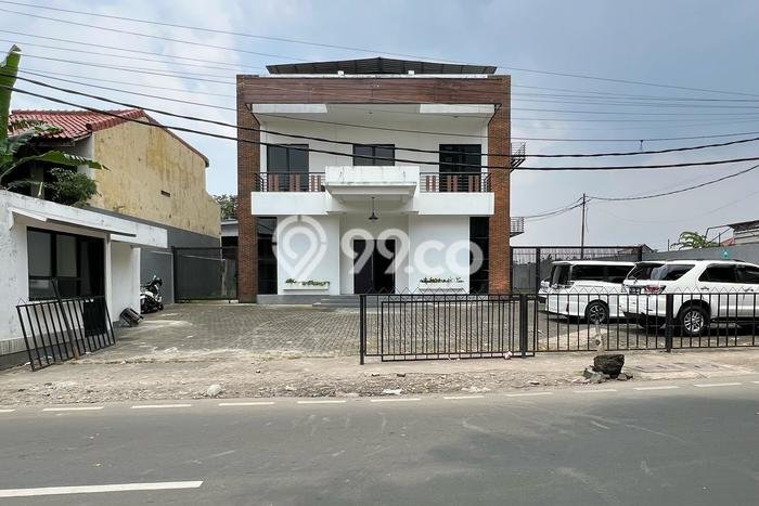 Kantor Dijual di Jakarta Selatan LT 1095m2 & LB 1500m2 Lokasi Terbaik! Kantor Dijual di Jakarta Selatan LT 1095m2 & LB 1500m2 Lokasi Terbaik!