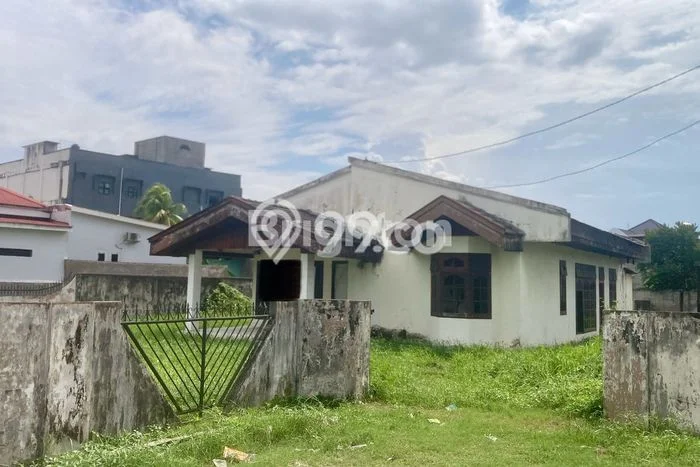Dijual Rumah Premium dengan Fasilitas Sekitar Lengkap di Payung Sekaki, Pekanbaru Dijual Rumah Premium dengan Fasilitas Sekitar Lengkap di Payung Sekaki, Pekanbaru