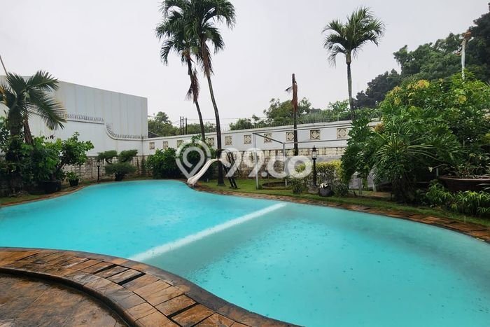 Rumah Luxury Modern Tanpa Renovasi di Pondok Indah Jakarta Selatan Rumah Luxury Modern Tanpa Renovasi di Pondok Indah Jakarta Selatan