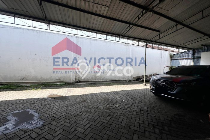 Area Strategis! Disewakan Ruko Lokasi Blimbing, Malang Cocok untuk Bisnis Area Strategis! Disewakan Ruko Lokasi Blimbing, Malang Cocok untuk Bisnis