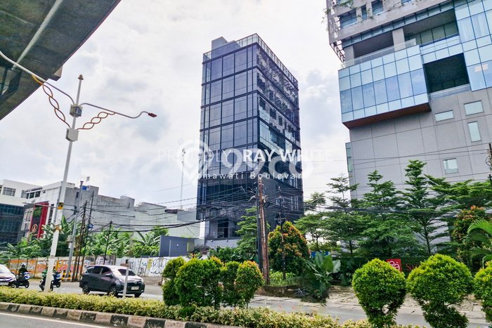 Kantor Dijual di Prime Area Jakarta Selatan Luas 1465m2 Kantor Dijual di Prime Area Jakarta Selatan Luas 1465m2