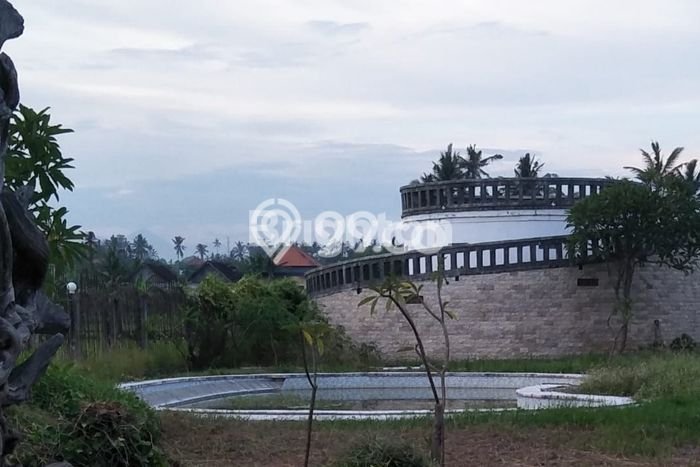 LOKASI STRATEGIS! Vila di , Area 1770m2m², Akses ke pusat kota LOKASI STRATEGIS! Vila di , Area 1770m2m², Akses ke pusat kota