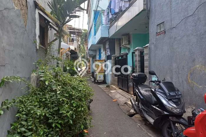 Hunian Cantik Modern Lb 135m2 di Jatinegara, Jakarta Timur Hunian Cantik Modern Lb 135m2 di Jatinegara, Jakarta Timur