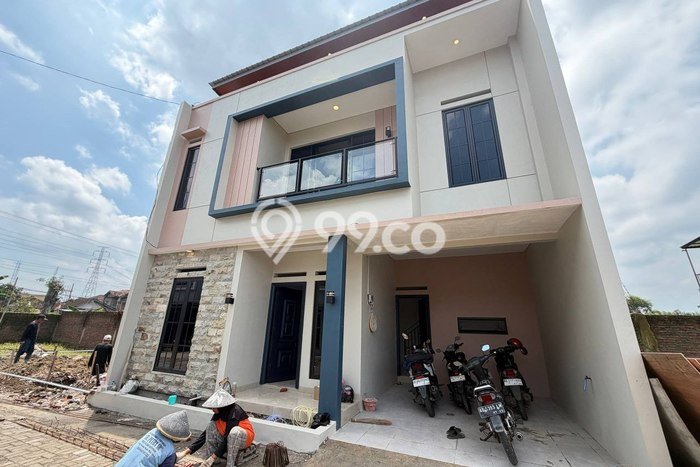 For Sale Rumah 3 Kamar Lokasi Ideal Nyaman dan Strategis di Kartasura For Sale Rumah 3 Kamar Lokasi Ideal Nyaman dan Strategis di Kartasura