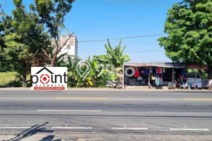 Lahan Kosong Dijual di Karanganyar dengan Area 2900m2 Lahan Kosong Dijual di Karanganyar dengan Area 2900m2
