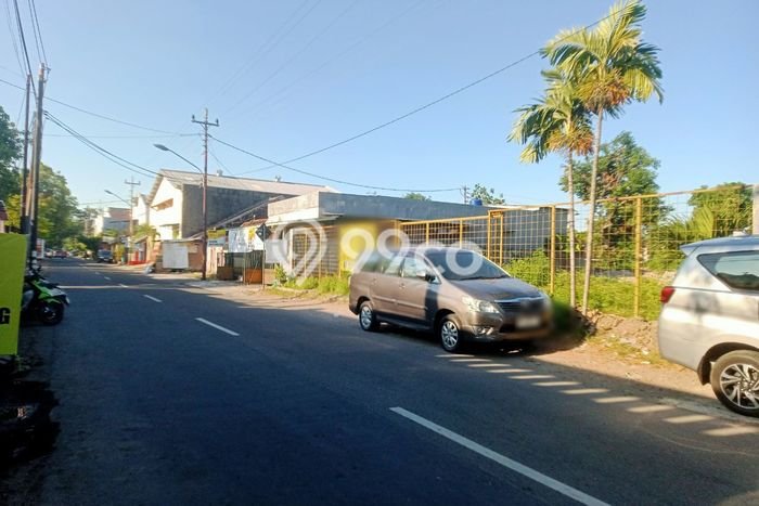 Kavling Tanah di Serengan Dijual Luas 1354m2 Legalitas SHM Kavling Tanah di Serengan Dijual Luas 1354m2 Legalitas SHM