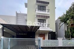 For Sale! Premium House LT 240m2 Desain Modern di BSD Puspita Loka For Sale! Premium House LT 240m2 Desain Modern di BSD Puspita Loka