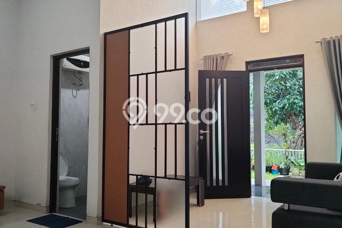 Rumah Minimalis 2 KT di Villa Puncak Tidar Malang Semi Furnished Rumah Minimalis 2 KT di Villa Puncak Tidar Malang Semi Furnished
