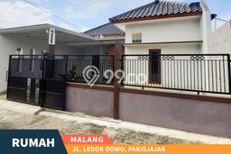 Jual Rumah Minimalis Bagus Punya 4 KT di Pakis Malang SHM Jual Rumah Minimalis Bagus Punya 4 KT di Pakis Malang SHM