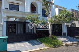 Ready to Use! Premium House LT 200m2 Desain Modern di Araya Ready to Use! Premium House LT 200m2 Desain Modern di Araya