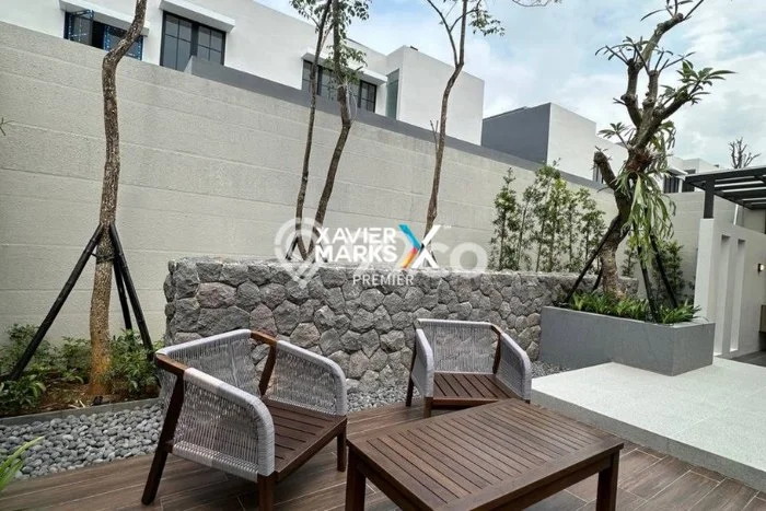Dijual Rumah Luas Megah Dengan View Cantik di Villa Puncak Tidar, Malang Dijual Rumah Luas Megah Dengan View Cantik di Villa Puncak Tidar, Malang