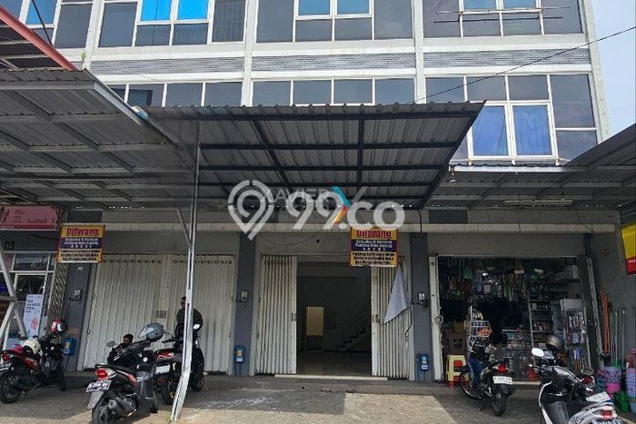 Ruko Dijual di Prime Area Malang Luas 210m2 Ruko Dijual di Prime Area Malang Luas 210m2