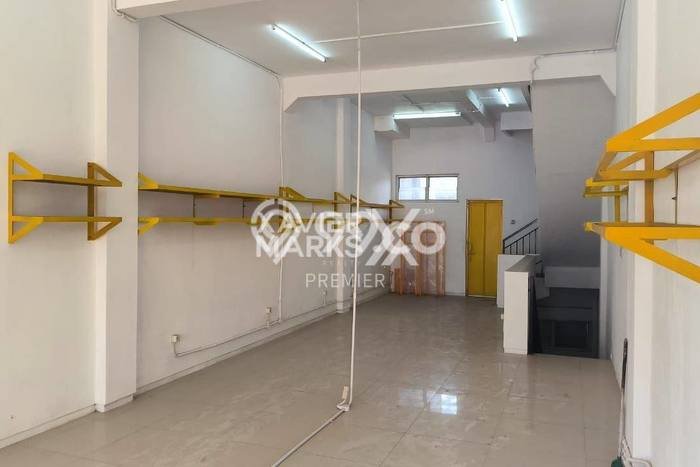 Unit Ruko Dijual di Malang LT 60m2 & LB 240m2 Unit Ruko Dijual di Malang LT 60m2 & LB 240m2