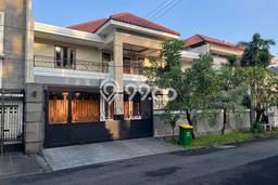 Rumah Elit Modern Siap Huni di Pondok Indah Jakarta Selatan Rumah Elit Modern Siap Huni di Pondok Indah Jakarta Selatan