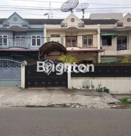 Siap Huni Hunian Elit 5 Kamar di Medan Polonia Dekat ke Mana Pun Siap Huni Hunian Elit 5 Kamar di Medan Polonia Dekat ke Mana Pun