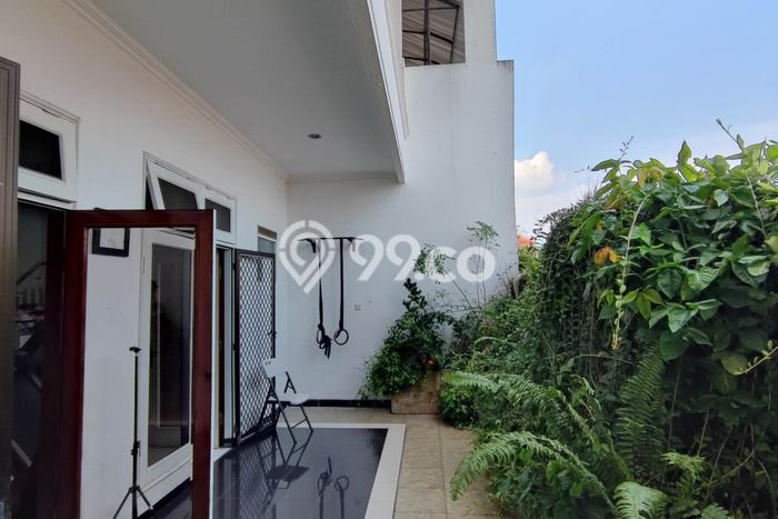 HOT PROPERTY! Rumah Strategis di Ngesrep, Luas 169m² LB 235m² HOT PROPERTY! Rumah Strategis di Ngesrep, Luas 169m² LB 235m²
