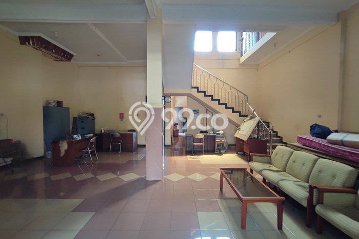 Properti Strategis 4 KT Luas Tanah 330m2m² di Candisari, Semarang Properti Strategis 4 KT Luas Tanah 330m2m² di Candisari, Semarang