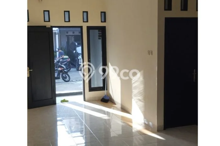 Jual Rumah Strategis Bagus Punya 2 KT di Ciputat Tangerang Selatan SHM Jual Rumah Strategis Bagus Punya 2 KT di Ciputat Tangerang Selatan SHM