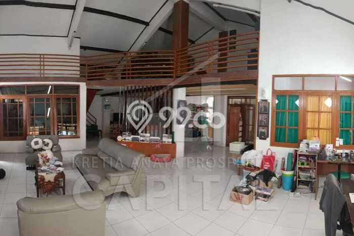 For Sale Rumah 4 Kamar Lokasi Strategis Bagus dan Strategis di Antapani For Sale Rumah 4 Kamar Lokasi Strategis Bagus dan Strategis di Antapani