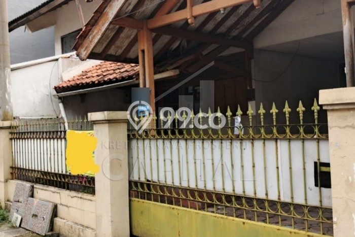 For Sale Rumah 3 Kamar Lokasi Strategis Nyaman dan Strategis di Antapani For Sale Rumah 3 Kamar Lokasi Strategis Nyaman dan Strategis di Antapani