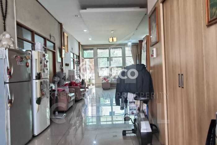 Unit Ruko Dijual di Bandung LT 257m2 & LB 550m2 Unit Ruko Dijual di Bandung LT 257m2 & LB 550m2