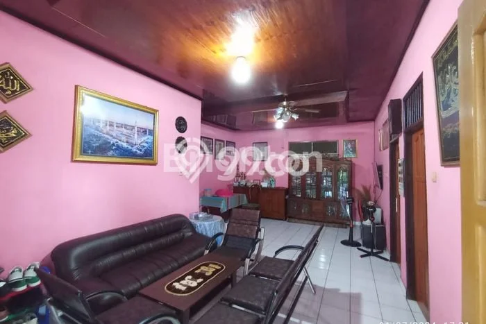 HOT LISTING! Rumah Nyaman area Balikpapan Utara, Luas 577m2m² LB 80m2m² HOT LISTING! Rumah Nyaman area Balikpapan Utara, Luas 577m2m² LB 80m2m²