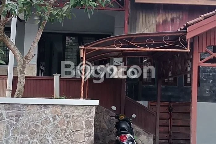 Rumah Siap Disurvey di Balikpapan Tengah, Balikpapan, LT 200m2m² LB 150m2m² Rumah Siap Disurvey di Balikpapan Tengah, Balikpapan, LT 200m2m² LB 150m2m²