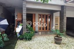 Jual Rumah Mewah Megah Dengan View Cantik di Pejaten, Jakarta Selatan Jual Rumah Mewah Megah Dengan View Cantik di Pejaten, Jakarta Selatan