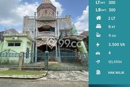 Disewakan! Rumah 6 Kamar Tidur &
4 Kamar Mandi di Soekarno Hatta, Malang Disewakan! Rumah 6 Kamar Tidur &
4 Kamar Mandi di Soekarno Hatta, Malang