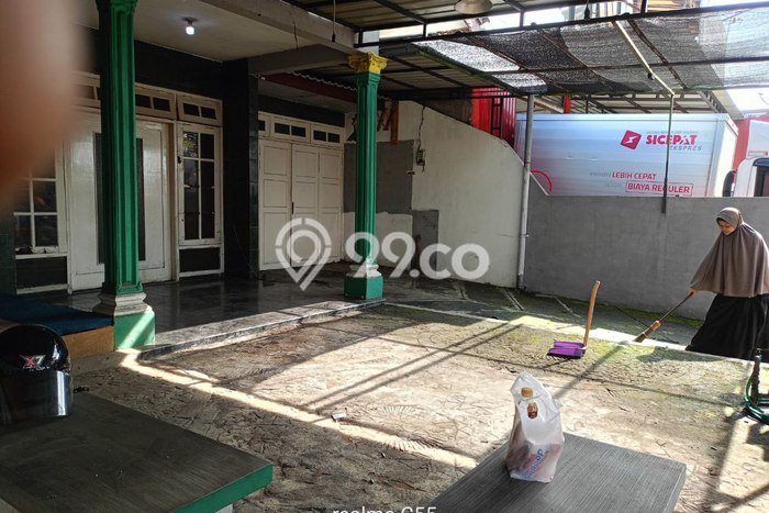 For Sale Rumah 3 Kamar Lokasi Strategis Nyaman dan Strategis di Kedungkandang For Sale Rumah 3 Kamar Lokasi Strategis Nyaman dan Strategis di Kedungkandang