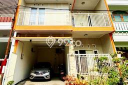 Rumah Luas Asri 4 KT Siap Pakai di Soekarno Hatta Malang Rumah Luas Asri 4 KT Siap Pakai di Soekarno Hatta Malang