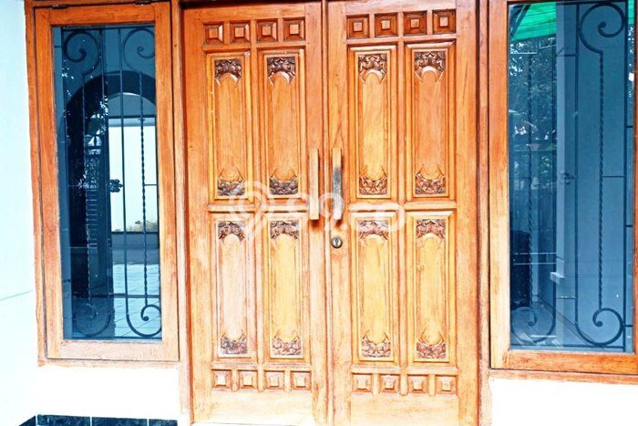 Disewakan Rumah Murah di Soekarno Hatta Malang dengan 5 KT Disewakan Rumah Murah di Soekarno Hatta Malang dengan 5 KT